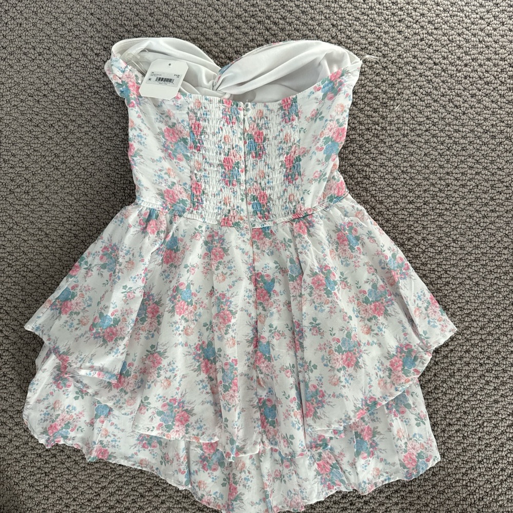 Altar'd State White Floral jumper - Picture 3 of 6